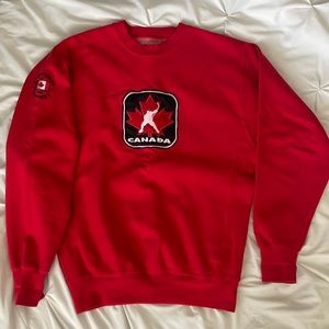Vintage Hockey Team Canada Embroidered Crewneck / Sweatshirt | Steve and Barry’s